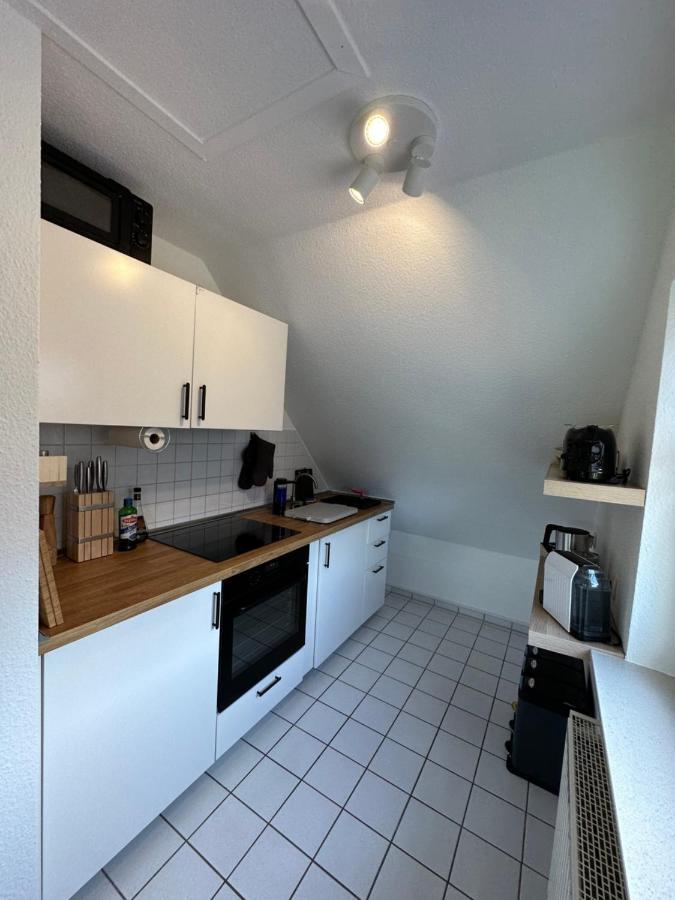 Ruhige, Kleine Ferienwohnung Шортенс Экстерьер фото